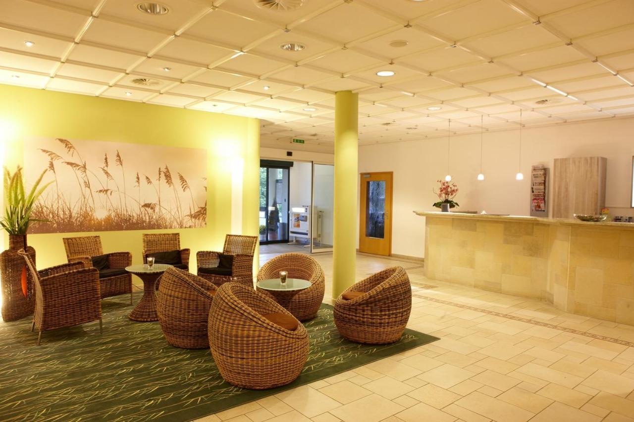 Sonnenhotel Feldberg Am See Mit Schwimmbad, Sauna Und Dampfbad Feldberger Seenlandschaft Екстериор снимка