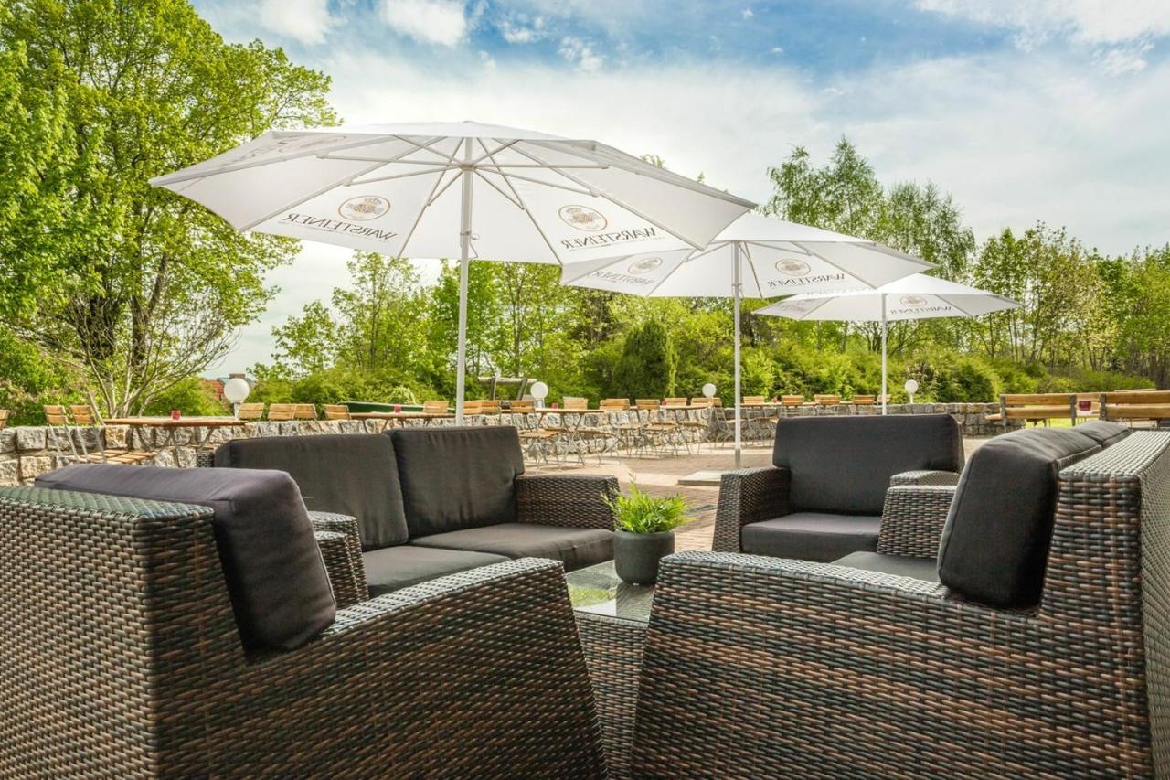 Sonnenhotel Feldberg Am See Mit Schwimmbad, Sauna Und Dampfbad Feldberger Seenlandschaft Екстериор снимка