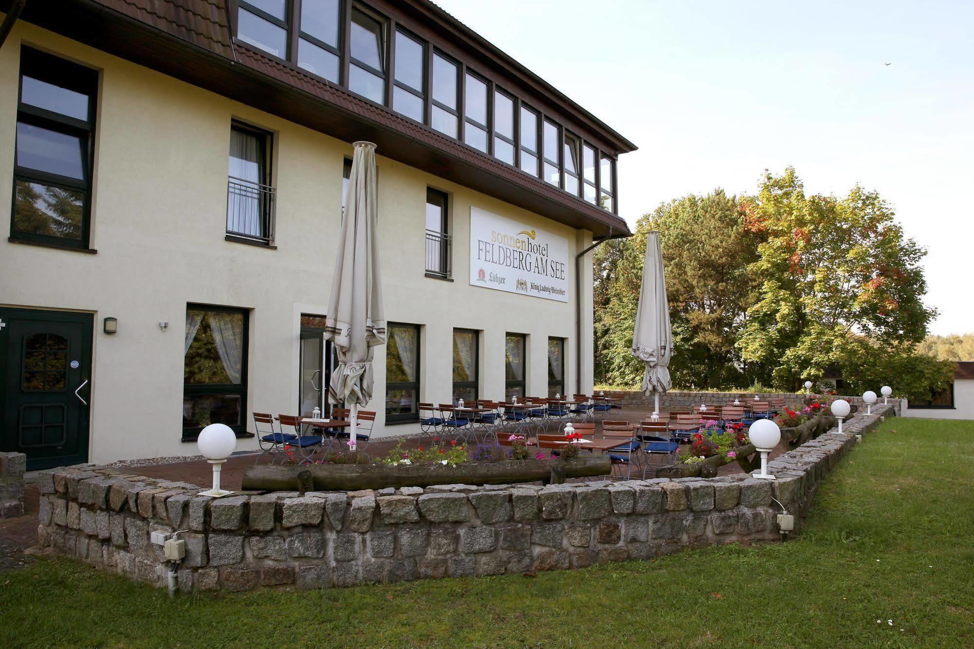 Sonnenhotel Feldberg Am See Mit Schwimmbad, Sauna Und Dampfbad Feldberger Seenlandschaft Екстериор снимка